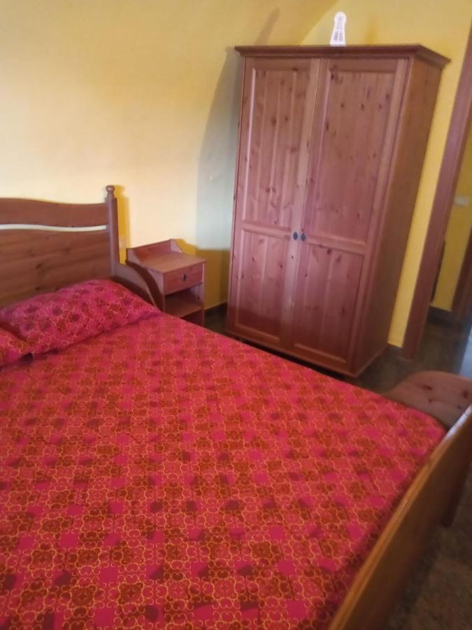 Locazione Turistica La Ca Gialla Apartment Pontremoli Exterior foto