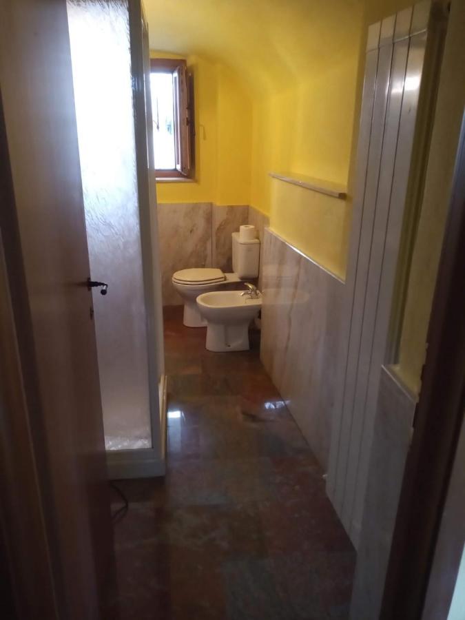 Locazione Turistica La Ca Gialla Apartment Pontremoli Exterior foto