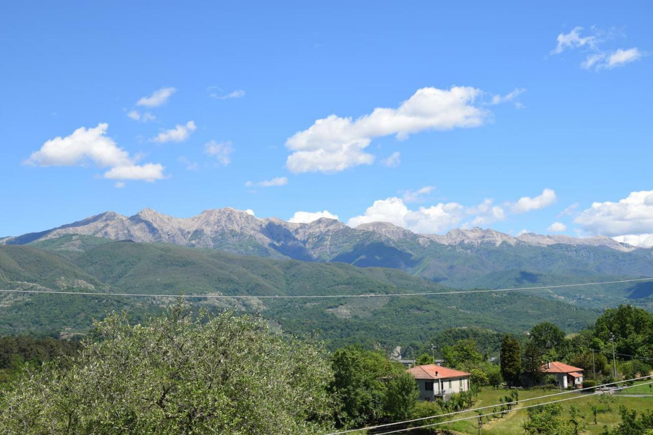 Locazione Turistica La Ca Gialla Apartment Pontremoli Exterior foto
