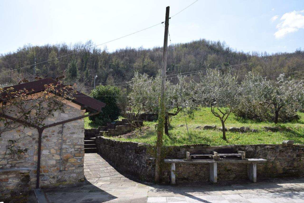 Locazione Turistica La Ca Gialla Apartment Pontremoli Exterior foto