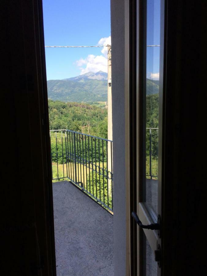 Locazione Turistica La Ca Gialla Apartment Pontremoli Exterior foto