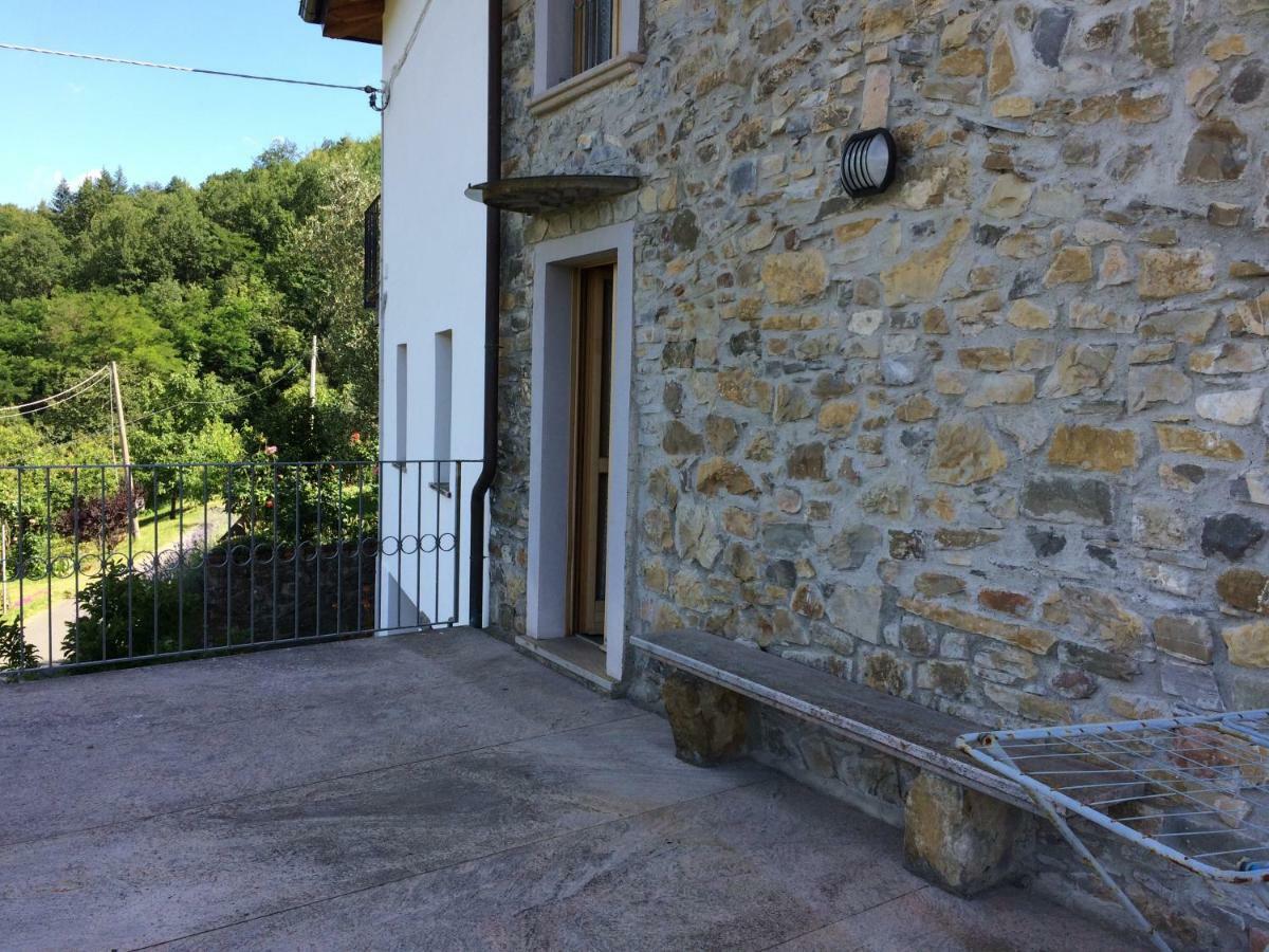 Locazione Turistica La Ca Gialla Apartment Pontremoli Exterior foto